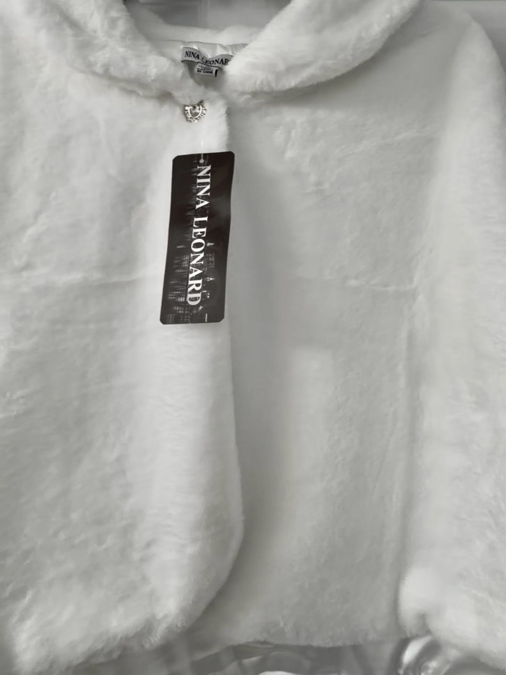 Nina Leonard White Faux Fur Capelet with Crystal Brooch
